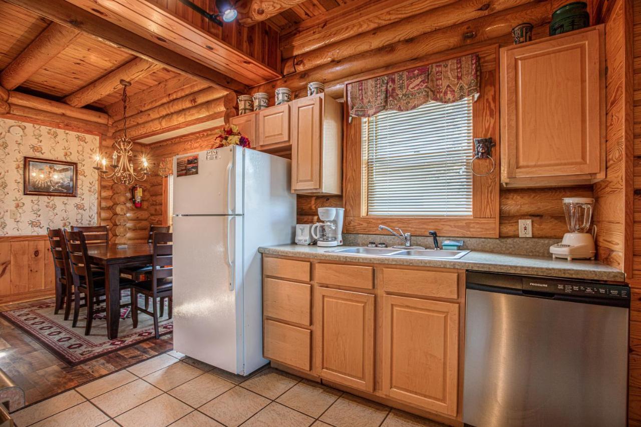הוילה Great Wolf Cabin In Pigeon Forge! מראה חיצוני תמונה